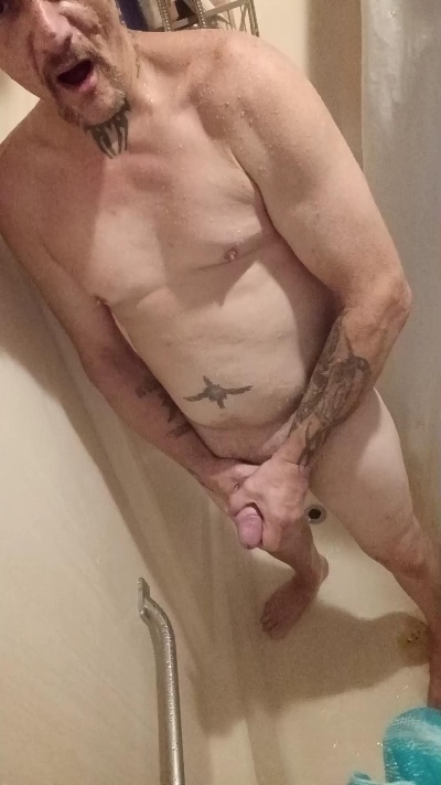 Hardhitter2005 live cam on Cam4