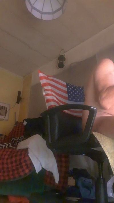 Hardinhand44 live cam on Cam4