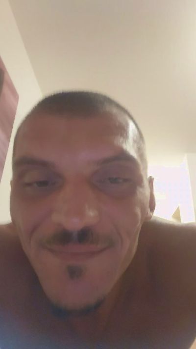 Hardpleasure3 live cam on Cam4