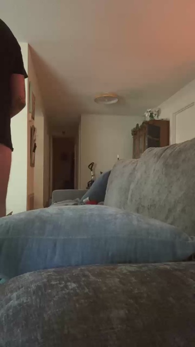 HardwrkingK0 live cam on Cam4