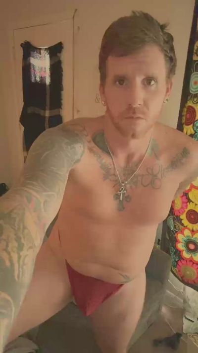 HardwrkingK0 live cam on Cam4