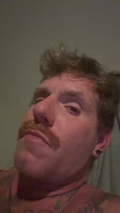 HardwrkingK0 live cam on Cam4