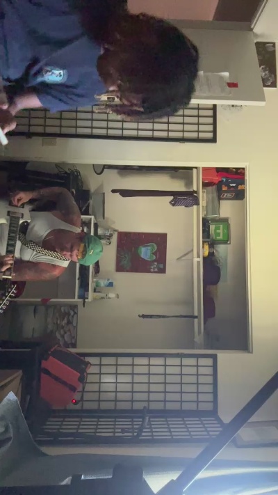 HardwrkingK0 live cam on Cam4