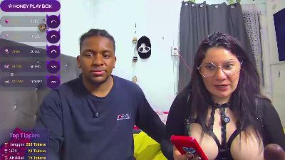 HaremGod live cam on Cam4