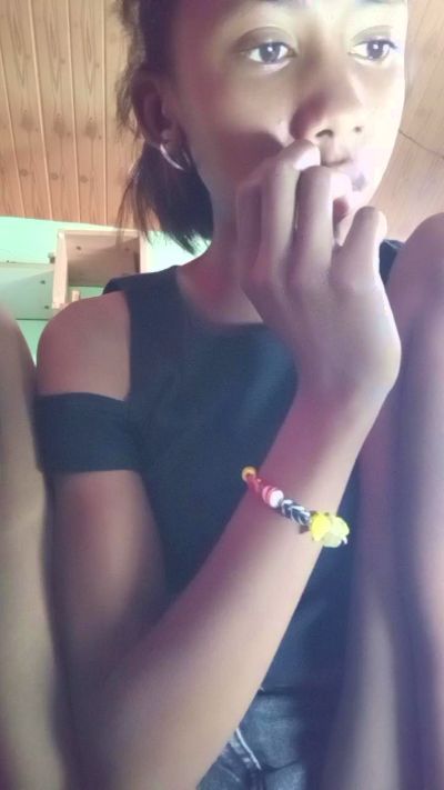 Harena22 live cam on Cam4