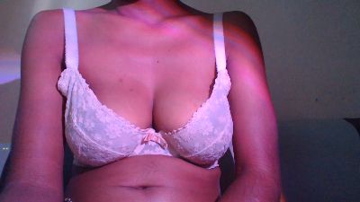 Harenah555 live cam on Cam4