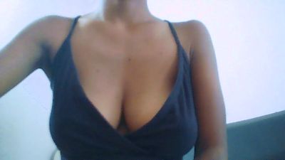 Harenah555 live cam on Cam4