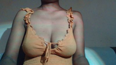 Harenah555 live cam on Cam4