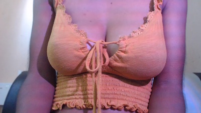 Harenah555 live cam on Cam4
