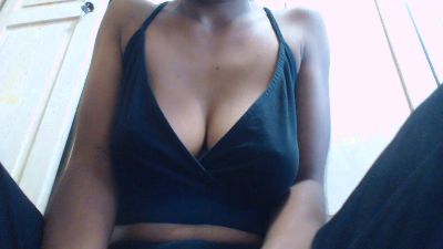 Harenah555 live cam on Cam4