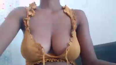 Harenah555 live cam on Cam4