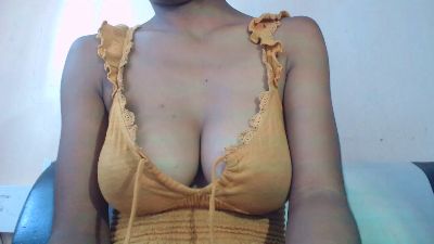 Harenah555 live cam on Cam4