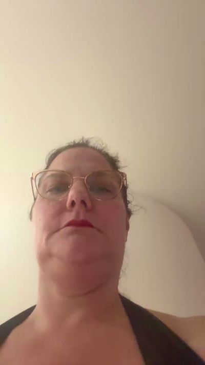 Harleyjoker33 live cam on Cam4