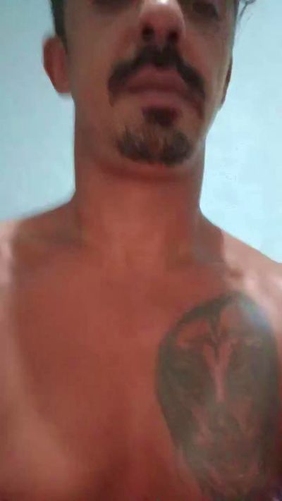 Harleyjoker867 live cam on Cam4