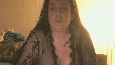 Harleyslut69 live cam on Cam4
