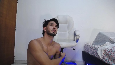 HarryFoster live cam on Cam4