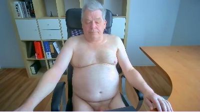 HarryOnline24 live cam on Cam4