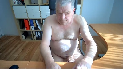 HarryOnline24 live cam on Cam4