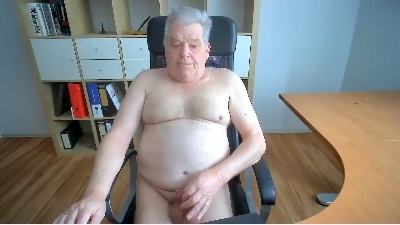 HarryOnline24 live cam on Cam4
