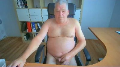 HarryOnline24 live cam on Cam4