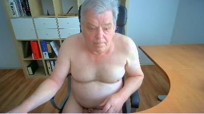 HarryOnline24 live cam on Cam4