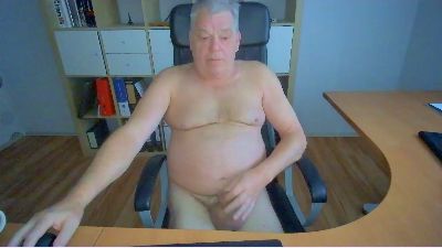 HarryOnline24 live cam on Cam4