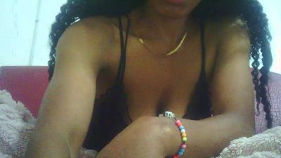 HasinaNaval8 live cam on Cam4