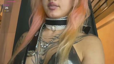 HassieLutsky live cam on Cam4