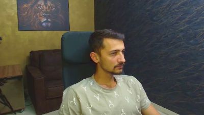 HayesNova live cam on Cam4