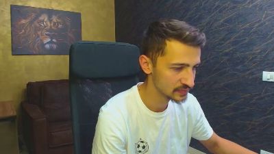 HayesNova live cam on Cam4