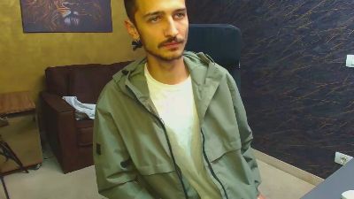 HayesNova live cam on Cam4