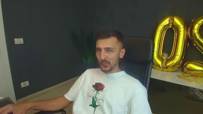 HayesNova live cam on Cam4