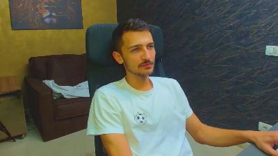 HayesNova live cam on Cam4