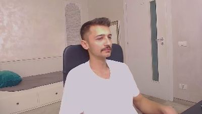 HayesNova live cam on Cam4