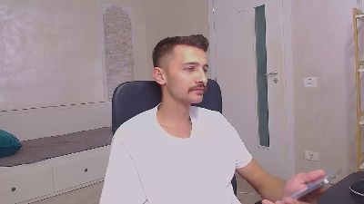 HayesNova live cam on Cam4