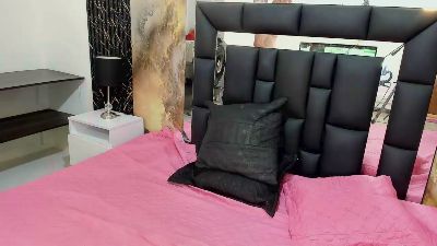 Haze_and_Kush live cam on Cam4