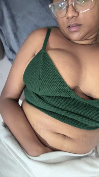Hazel48 webcam