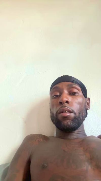 HeadTapper live cam on Cam4