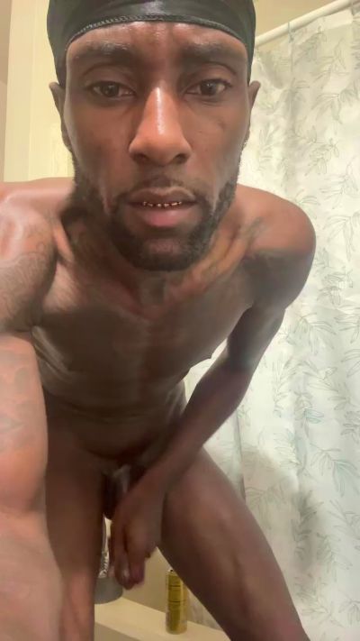 HeadTapper live cam on Cam4