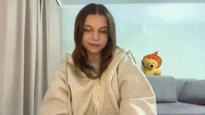HeatherChura live cam on Cam4