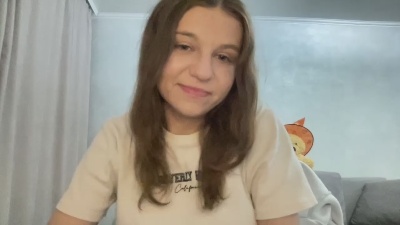 HeatherChura live cam on Cam4