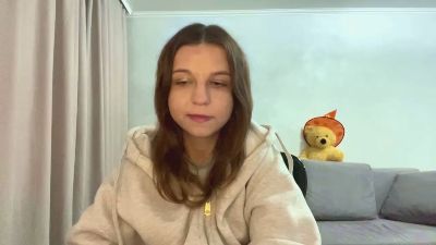 HeatherChura live cam on Cam4
