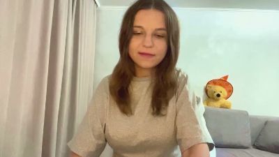 HeatherChura live cam on Cam4