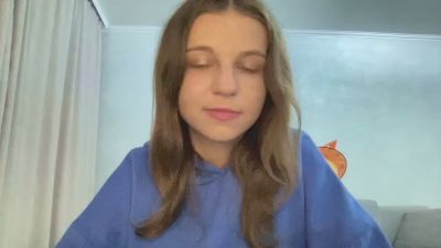 HeatherChura live cam on Cam4