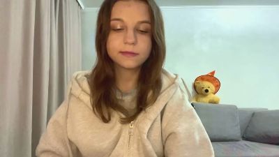 HeatherChura live cam on Cam4