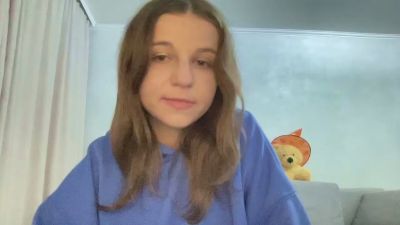 HeatherChura live cam on Cam4