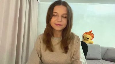 HeatherChura live cam on Cam4