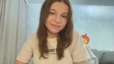 HeatherChura live cam on Cam4