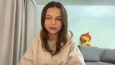HeatherChura live cam on Cam4