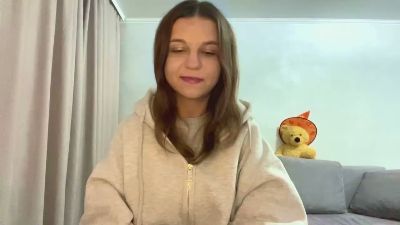 HeatherChura live cam on Cam4